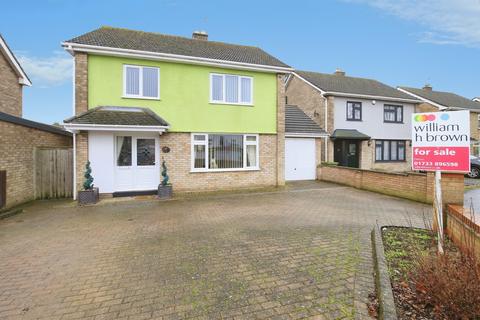 3 bedroom detached house for sale, Peterborough Road, Whittlesey, Peterborough
