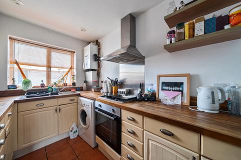 2 bedroom end of terrace house for sale, Victoria Retreat, Gloucestershire GL50