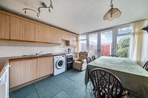 3 bedroom terraced house for sale, Cheshire Close, Mitcham CR4