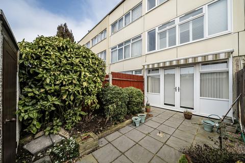 3 bedroom terraced house for sale, Cheshire Close, Mitcham CR4