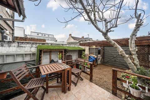 undefined, Miles Road, Mitcham CR4