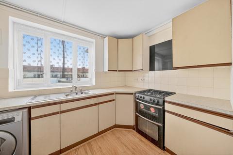 2 bedroom apartment for sale, Osman Close, London N15