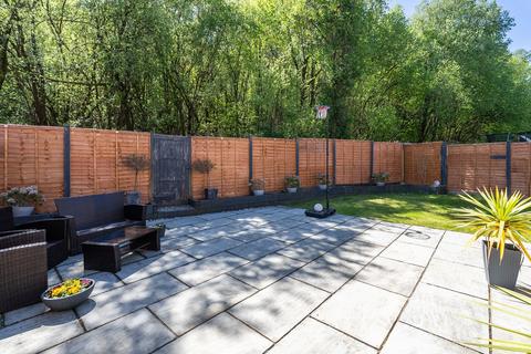 3 bedroom semi-detached house for sale, Shere Close, North Holmwood