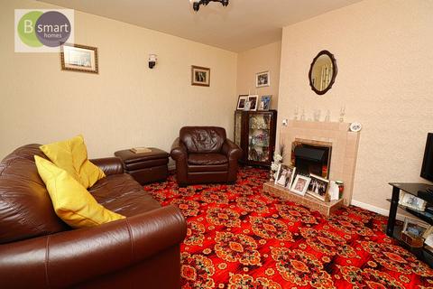 3 bedroom semi-detached house for sale, Laburnum Grove, Doncaster DN12