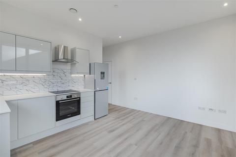 undefined, 5 Frayswater Place, Uxbridge