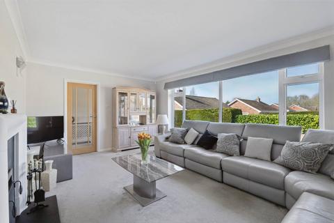 undefined, Downs Close, Eastbury, RG17 7JW