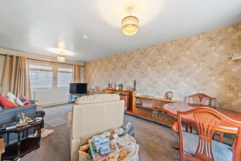 undefined, Earn Court, Grangemouth, FK3