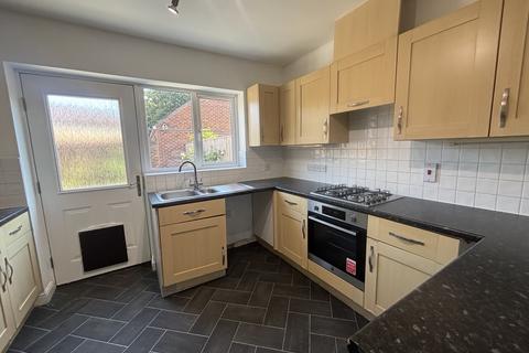 3 bedroom terraced house for sale, Peregrine Court, Calne