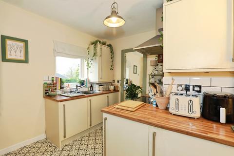2 bedroom apartment for sale, Station Road, Weaverham, Northwich