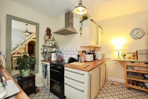 2 bedroom apartment for sale, Station Road, Weaverham, Northwich