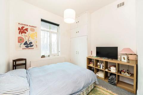 2 bedroom flat to rent, Peckham Rye, London SE22