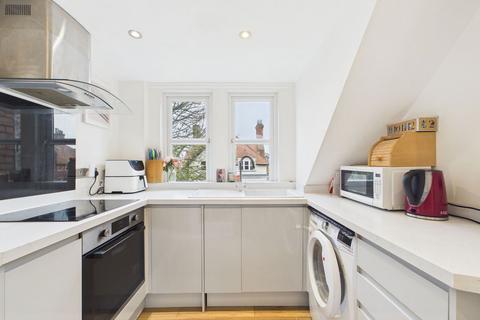 2 bedroom flat for sale, Sandgate Road, Folkestone CT20