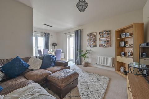 2 bedroom apartment for sale, Baxter Road, Warhol Court, WD24