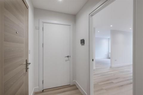 undefined, 5 Frayswater Place, Uxbridge