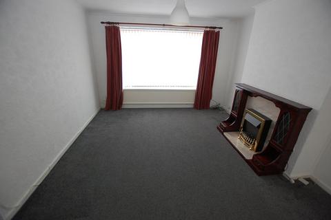 3 bedroom semi-detached house to rent, Old Road, Greater Manchester OL6