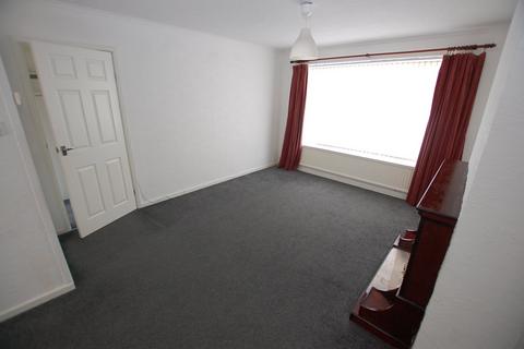 3 bedroom semi-detached house to rent, Old Road, Greater Manchester OL6