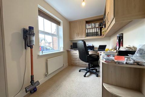 undefined, Marron Close, Fernwood, Newark