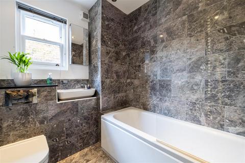 2 bedroom flat for sale, Midland House Alma Road St Albans Herts
