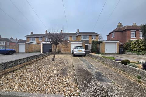 3 bedroom house to rent, The Avenue, GOSPORT