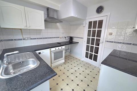 3 bedroom house to rent, The Avenue, GOSPORT