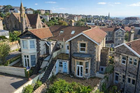 2 bedroom flat for sale, Bristol Road Lower, Weston-Super-Mare, BS23