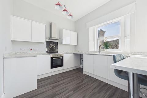 2 bedroom flat for sale, Bristol Road Lower, Weston-Super-Mare, BS23