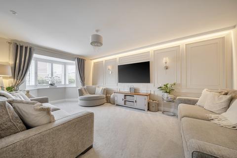 4 bedroom detached house for sale, Ashanti Way, Blunsdon, Swindon, SN26