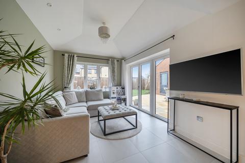 4 bedroom detached house for sale, Ashanti Way, Blunsdon, Swindon, SN26