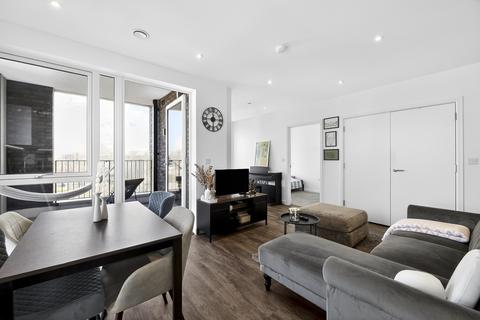 3 bedroom flat for sale, 8 Drydock Square, Barking, IG11