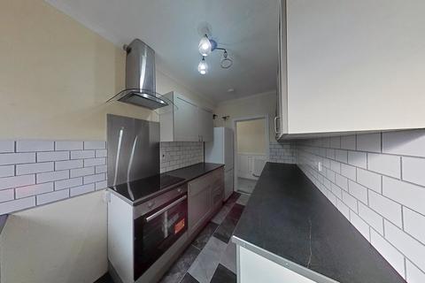2 bedroom flat to rent, Neilsland Oval, Glasgow, Pollock, G53