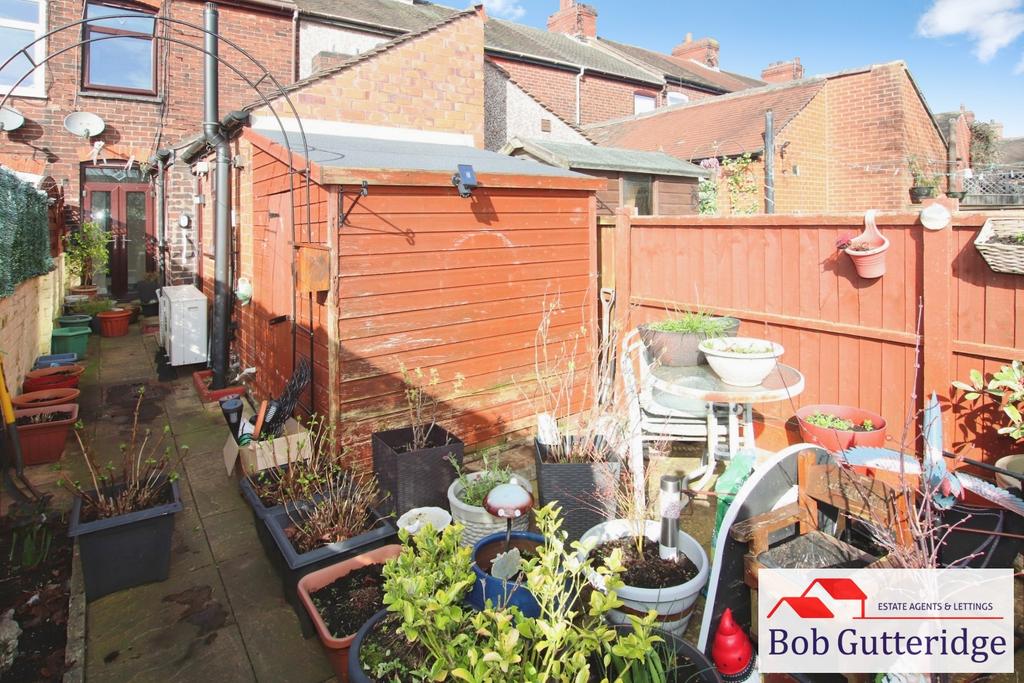 Enclosed rear yard