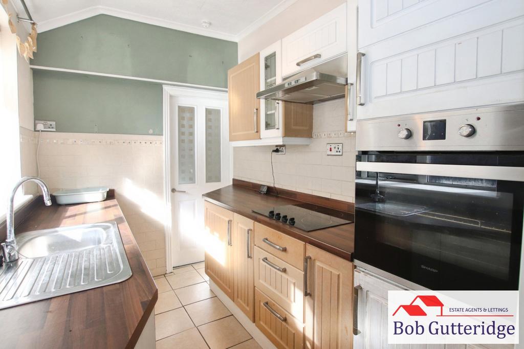 Fitted kitchen