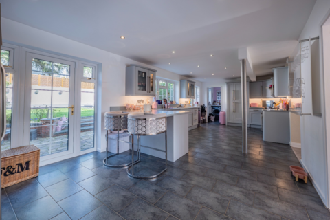 5 bedroom detached house for sale, Copley Dene, Bromley BR1