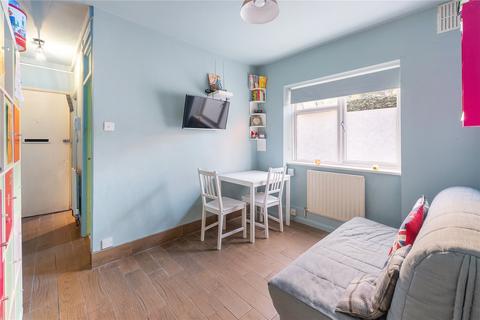 1 bedroom flat for sale, Latchmere Road, Battersea, SW11