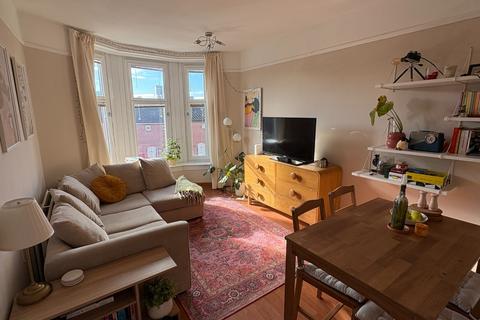 undefined, Dumbarton Road, Glasgow City, Glasgow, G11
