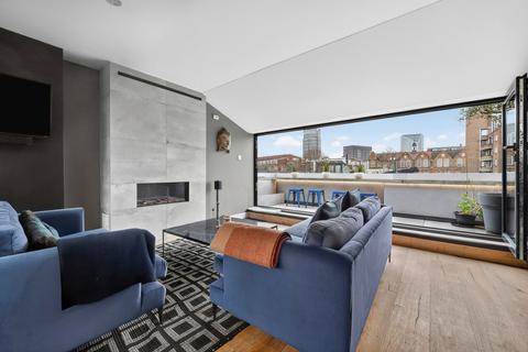 4 bedroom flat for sale, Pearman Street, London