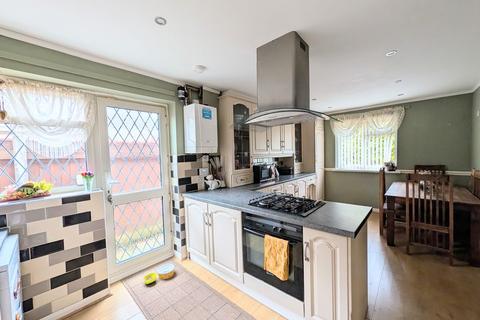 undefined, LYTHAM DRIVE, WALTHAM
