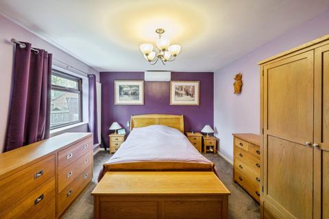 2 bedroom detached bungalow for sale, Cromwell Court, Doncaster, DN6