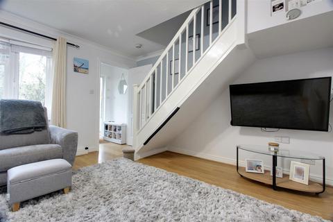 2 bedroom house for sale, Chapel Meadow, Tring