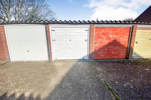 2 bedroom terraced house for sale, Cranmore, Netley Abbey, Southampton