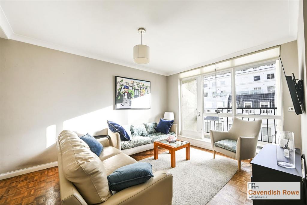 Living Area Pic 6 (Heron Court).jpg