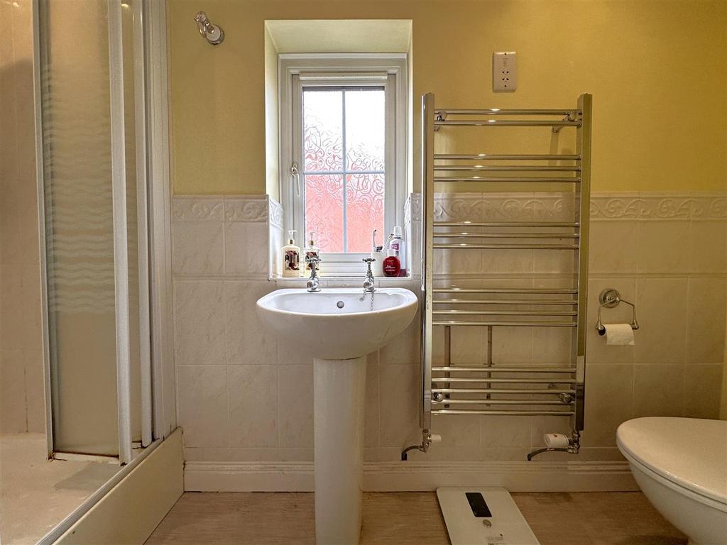 En-Suite Shower Room 865
