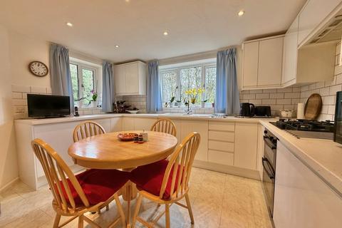 4 bedroom detached house for sale, Villiers Avenue, Newton Abbot