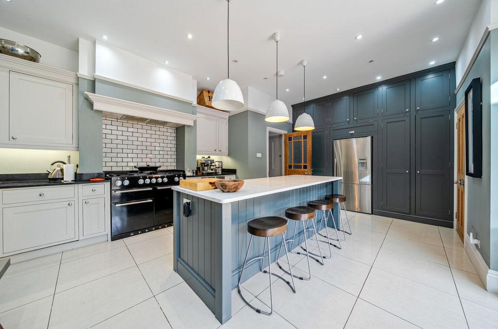 Kitchen dining and