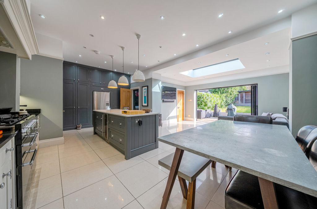 Kitchen dining and
