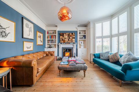 5 bedroom end of terrace house for sale, Greenvale Road, London SE9