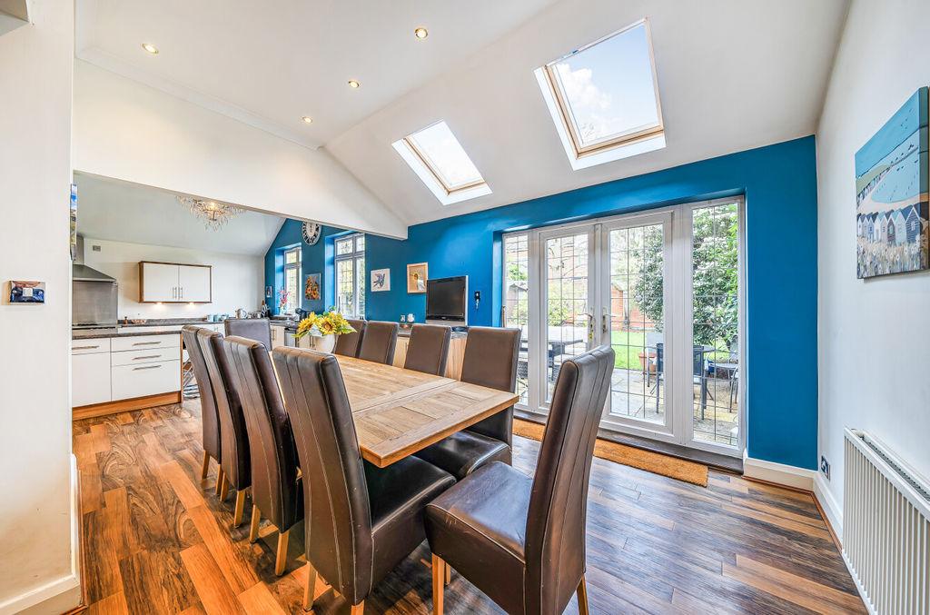 Kitchen diner angle
