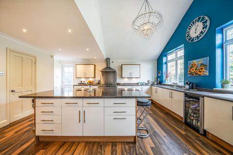5 bedroom semi-detached house for sale, Packmores Road, London SE9