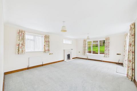 undefined, Valley Road, Canterbury