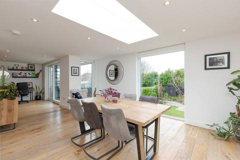 undefined, 8 Craigmount Grove, Edinburgh, EH12 8BJ